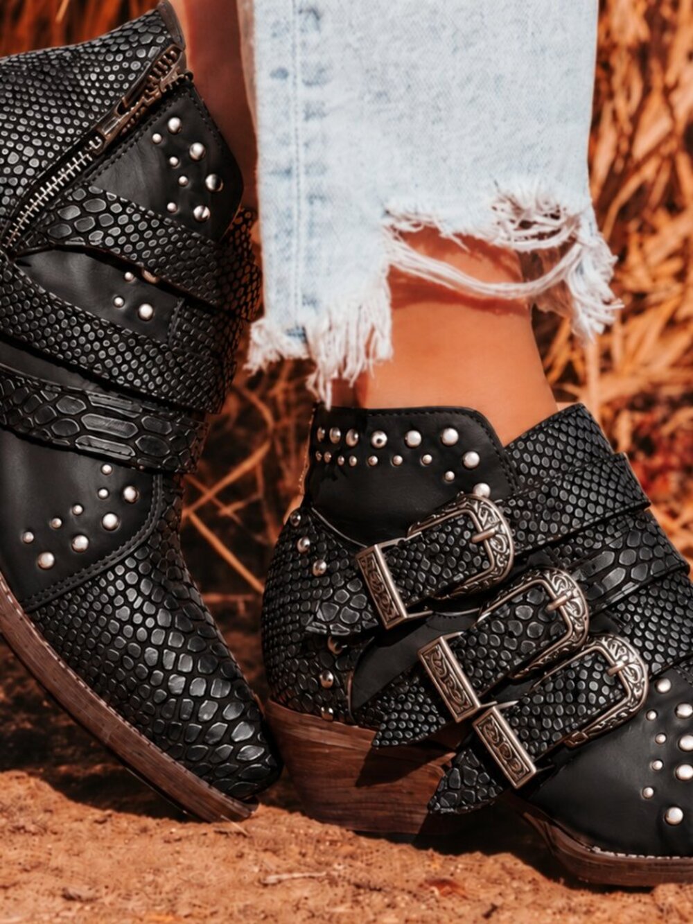 NWT Freebird Whilhelmina Black Snake Leather Boots